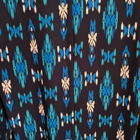 Everly Blue and White Colorful Geometric Patterned Shift Dress Medium 3/4 Sleeve - Picture 12 of 12